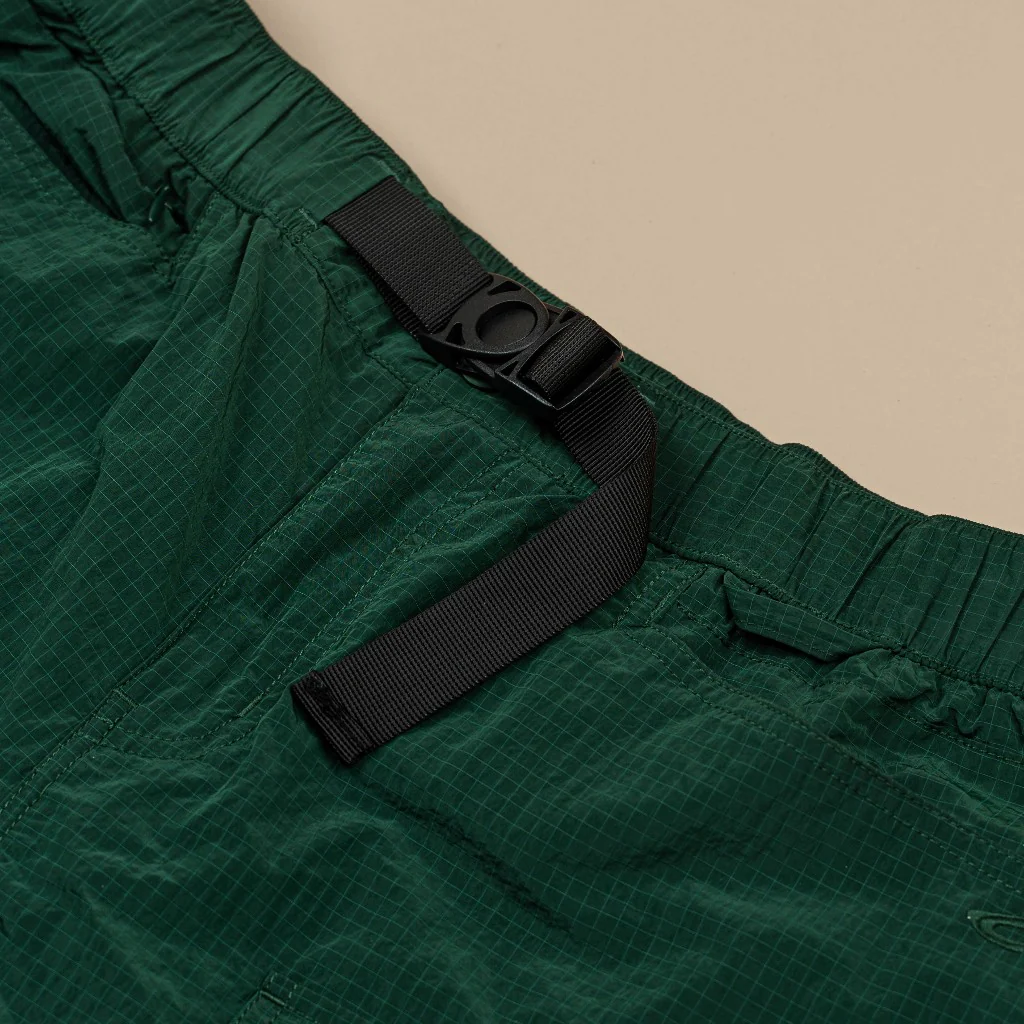 C by camel active Unisex Cargo Shorts - Loose Fit Performance Nylon Green Short Pants 303-SS25C0919 - Image 6