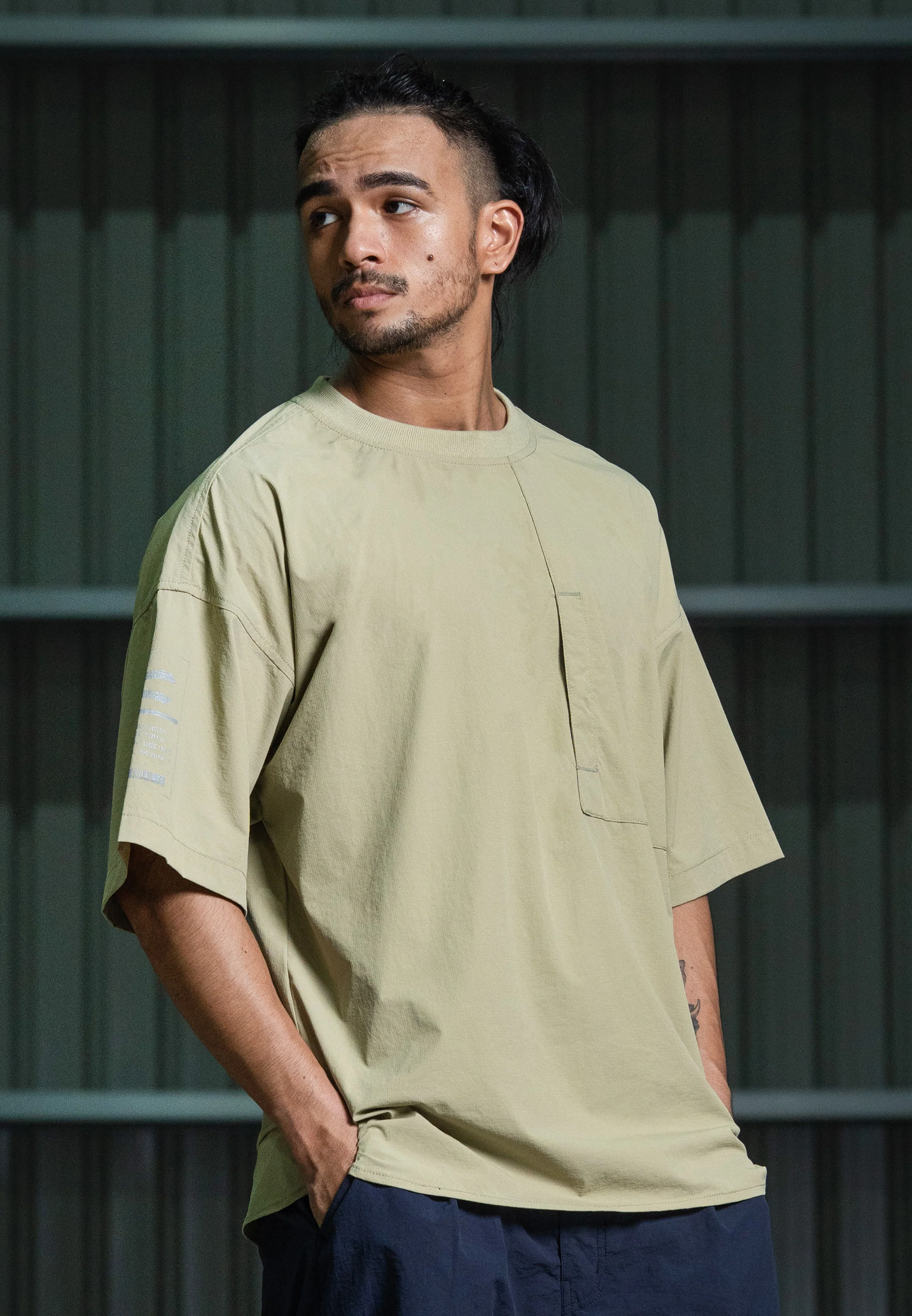 C by camel active Unisex T-Shirt - Oversized Stretchfit Nylon-Spandex Blend Lite Olive Tee 282-Z25C2904 - Image 4