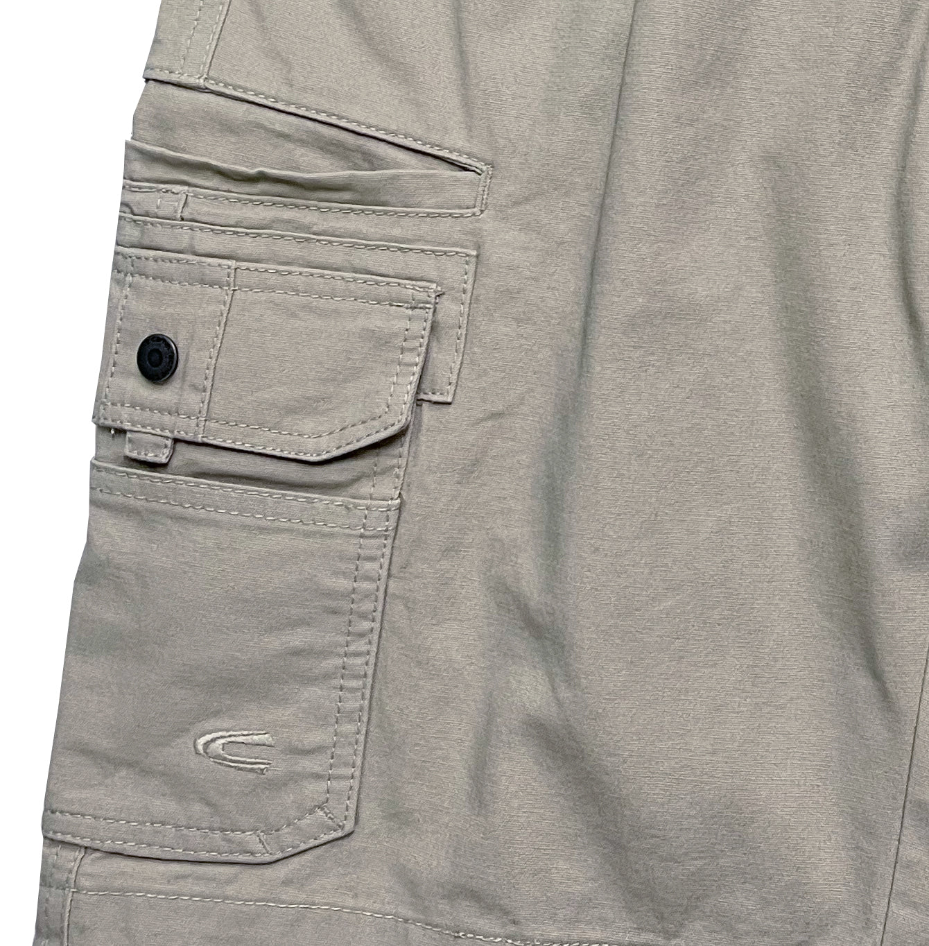 camel active Men Cargo Shorts - Regular Fit Sturdy Cotton Canvas Multicolours Short Pants 9-303AW24CT0907 - Image 9