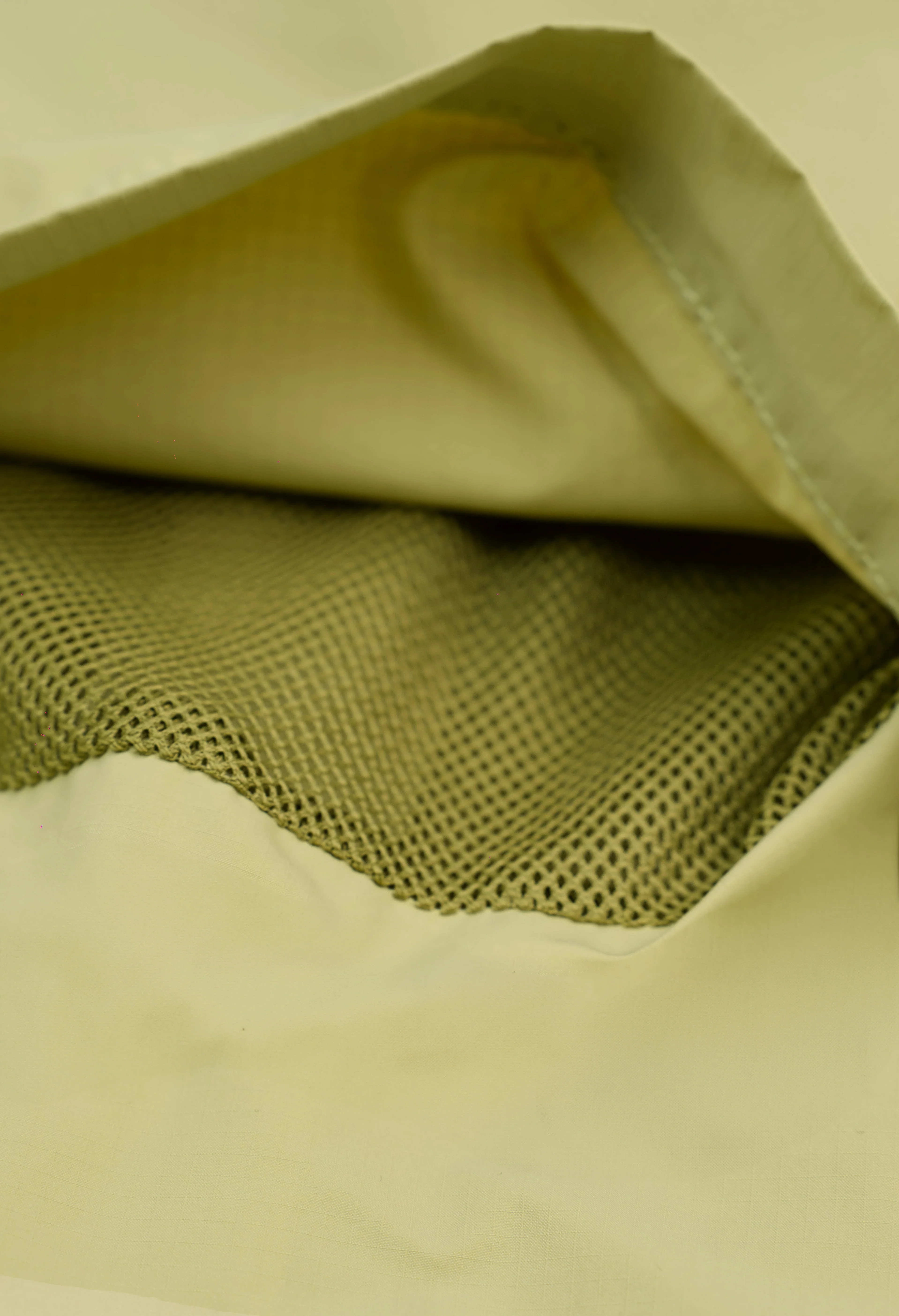 Oversized Short Sleeve Shirt with Multiple Pockets in Leaf Performance Poly 102-X26C1899 - Image 4