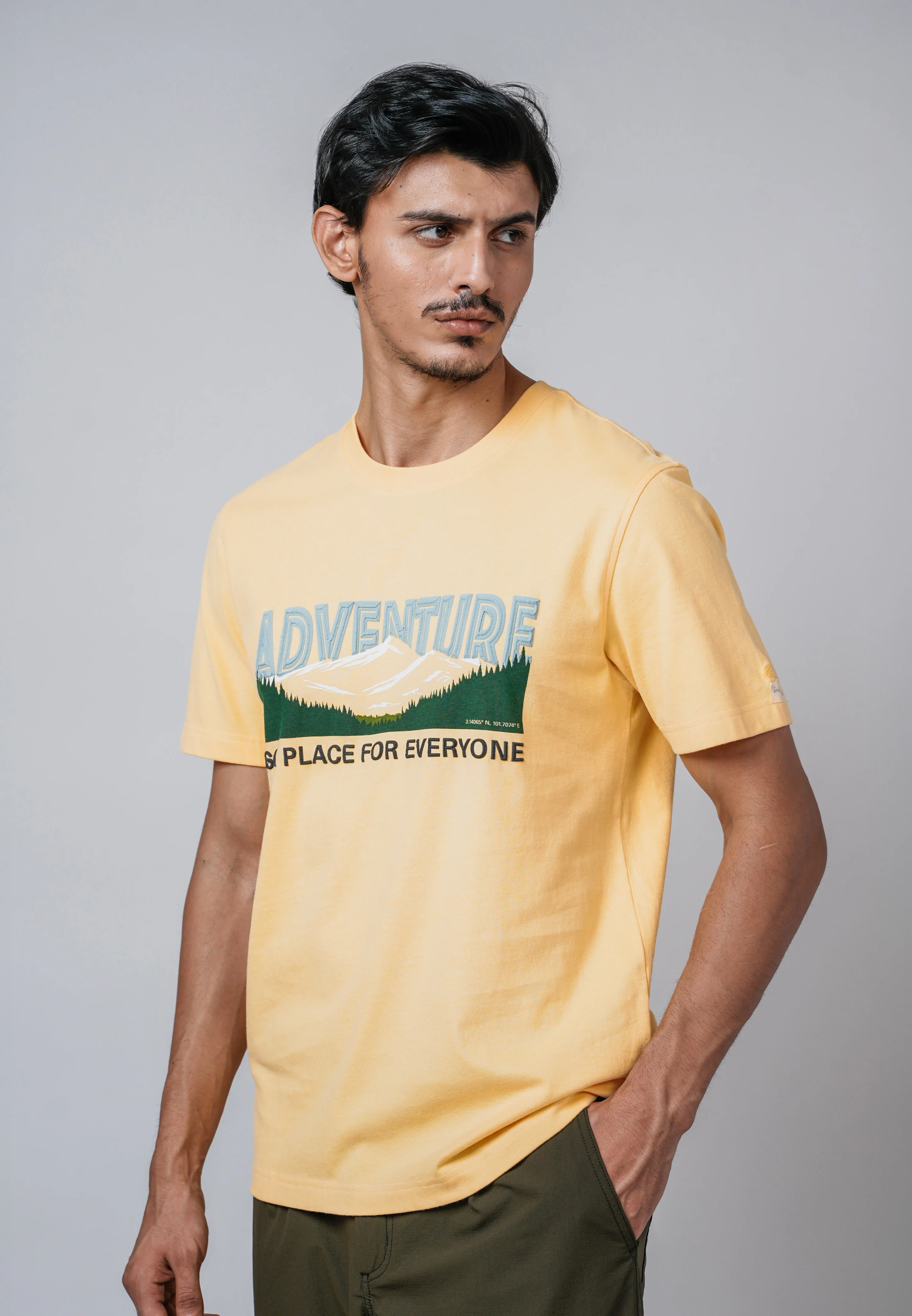 camel active Men T-Shirt - Regular Fit 100% Cotton Yellow Cream Graphic Print Tee 282-Z25H2917
